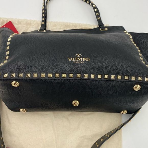 Women’s Valentino Garavani rockstud pebble grain calfskin tote bag made in Italy - Picture 9 of 17